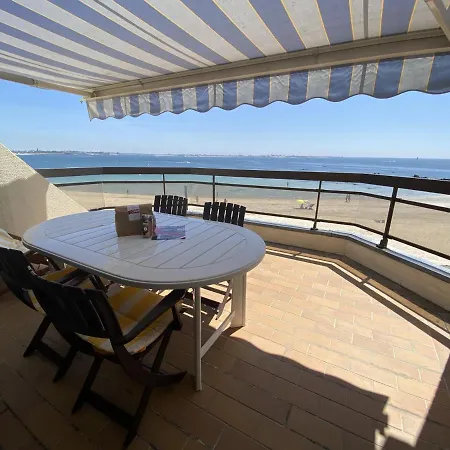T4 Spacieux Avec Terrasse, Ascenseur Et Parking Face A La - Fr-1-349-124 Larmor-Plage